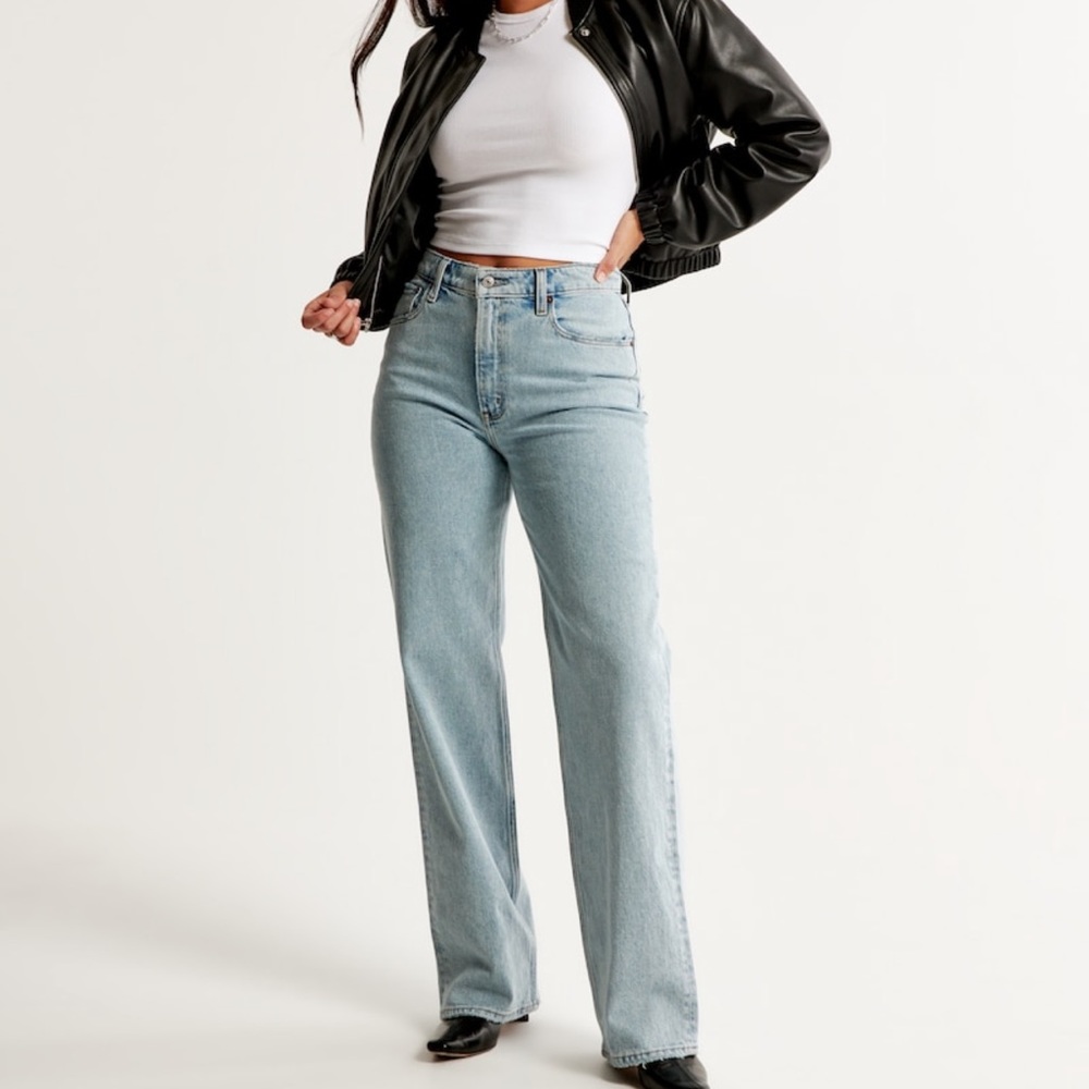 Abercrombie 90s Relaxed Jeans